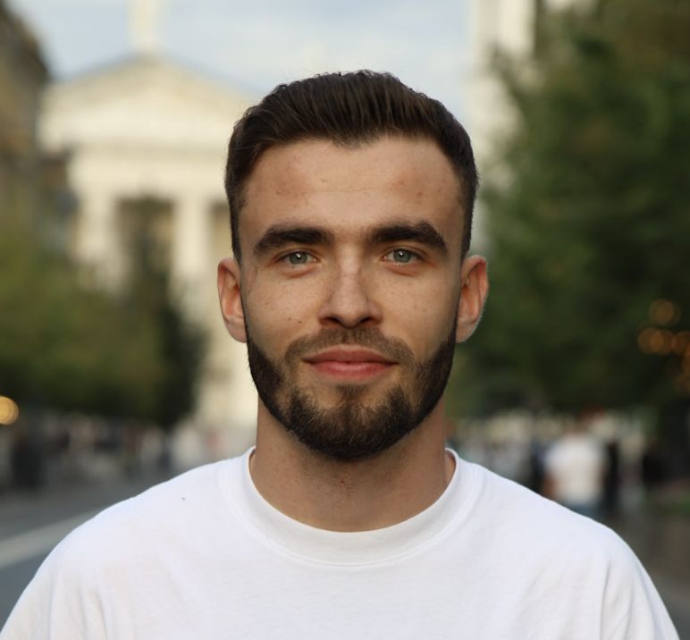 Artem Derenchuk